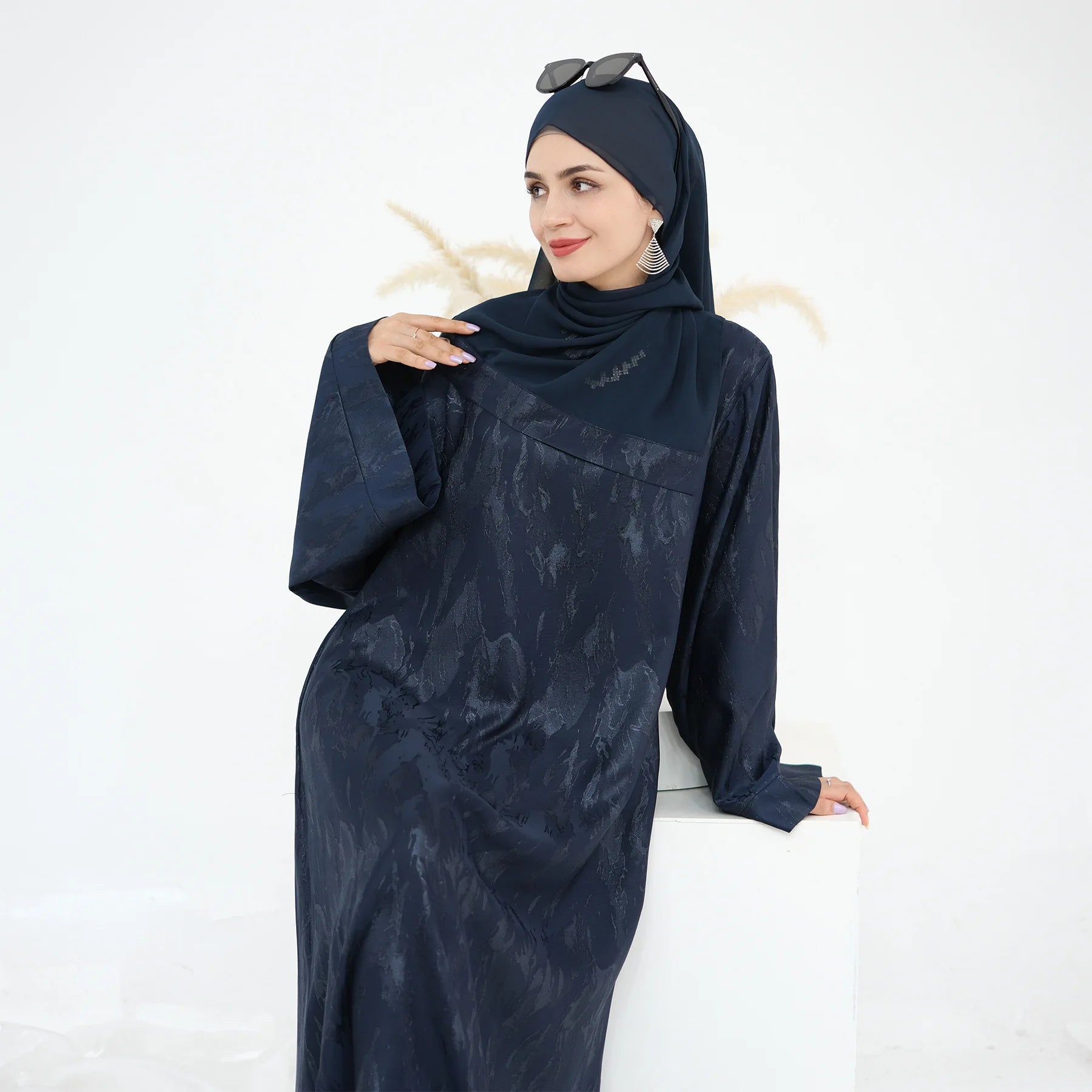 Multicolor Modest Loose Elegant Textured Robe with Wide Sleeves