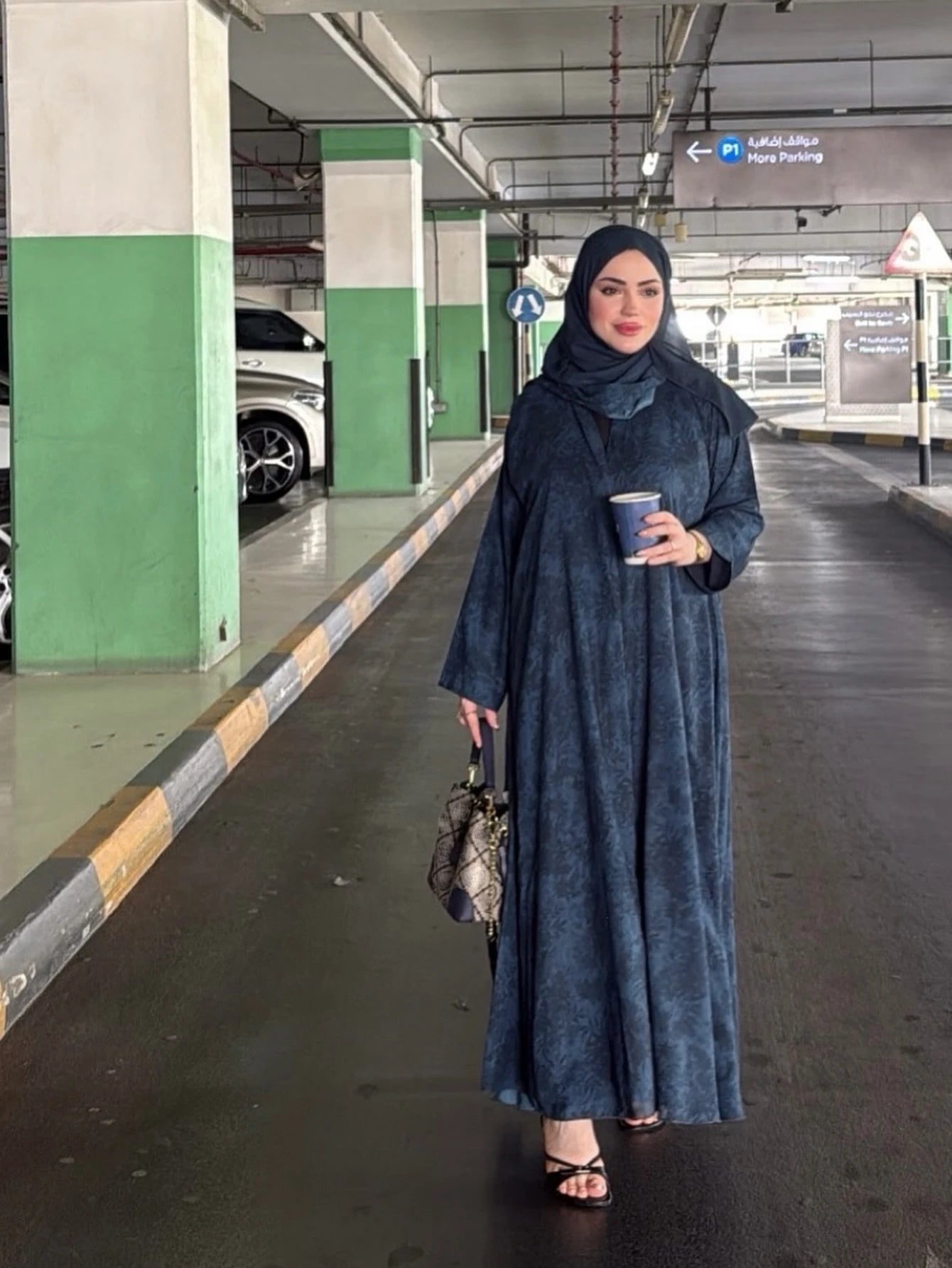 Loose Long-Sleeved Abaya with a Headscarf