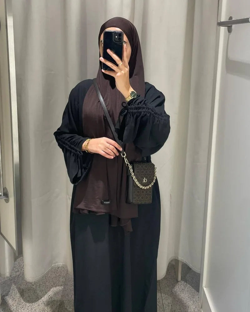 Saudi Arabia  Modest Dress